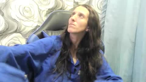 wolfxsnow online show from 12.15.25