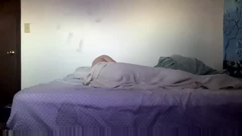 Snapshot of wololontagi chatting on 12.07.24 YouKnowWho online show from 12.07.24