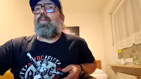 Snapshot of womenizzeer chatting on 10.25.25 Adam online show from 10.25.25