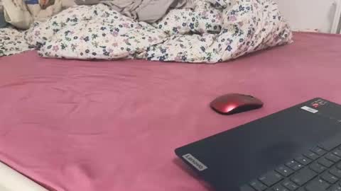 Wondergirl online show from 02.01.25