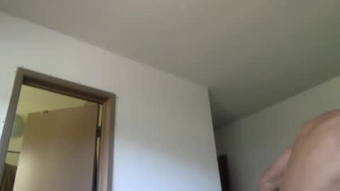 woof_wolf37 online show from 02.22.26