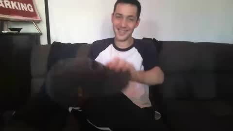 woofwolfxix online show from 09.18.25