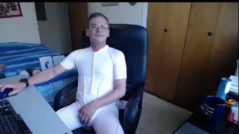 Large one  online show from 09.28.25