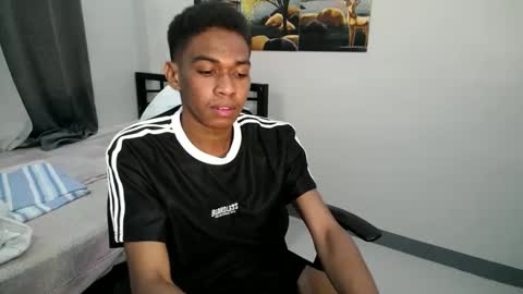 Snapshot of worshipmycockxxx chatting on 03.02.25 Josh This is my new account now online show from 03.02.25