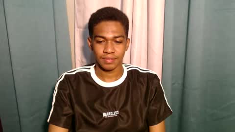 Snapshot of worshipmycockxxx chatting on 03.05.25 Josh This is my new account now online show from 03.05.25