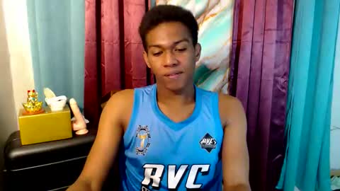 Snapshot of worshipmycockxxx chatting on 11.11.25 Josh This is my new account now online show from 11.11.25