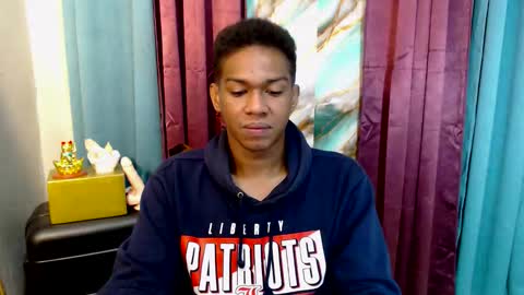 Snapshot of worshipmycockxxx chatting on 11.27.25 Josh This is my new account now online show from 11.27.25