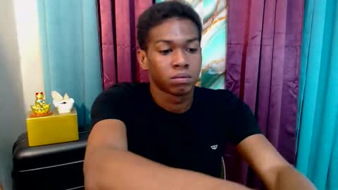 Snapshot of worshipmycockxxx chatting on 12.19.25 Josh This is my new account now online show from 12.19.25