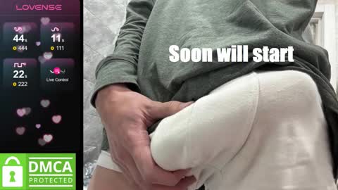 Snapshot of wow_david chatting on 02.26.26 David online show from 02.26.26