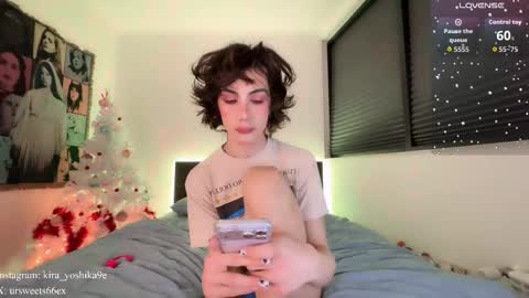 Snapshot of wow_lover chatting on 01.05.26 Glen online show from 01.05.26