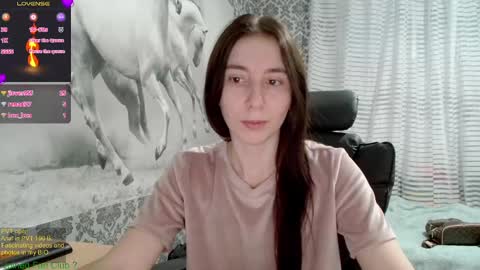 Anna  online show from 02.18.25