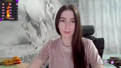 Anna  online show from 02.22.25