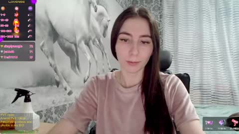 Anna  online show from 02.23.25