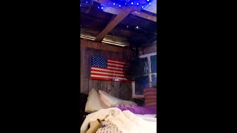 Snapshot of wowsers1230 chatting on 04.04.26 wowsers1230 online show from 04.04.26