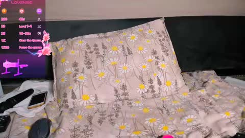 Snapshot of wowsquirt chatting on 02.20.25 online show from 02.20.25