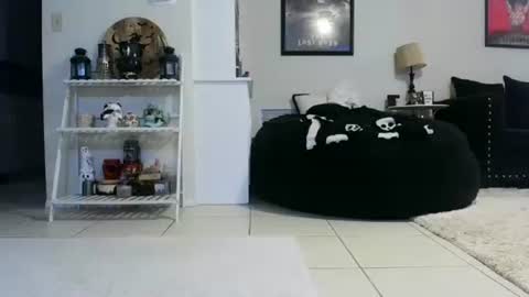 Crystal Lake online show from 09.09.25