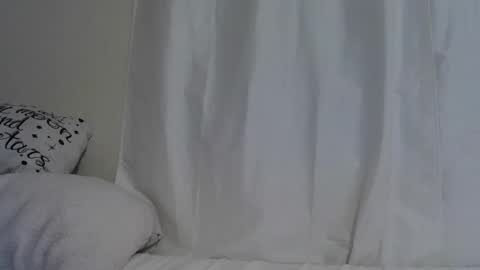 Crystal Lake online show from 10.19.25