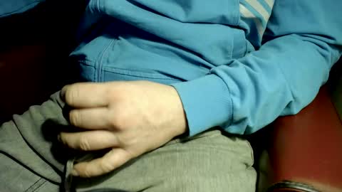 Snapshot of wrix chatting on 12.23.24 wrix online show from 12.23.24