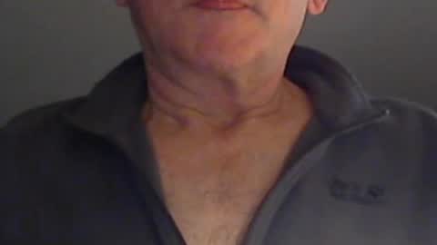 Snapshot of wuki123 chatting on 12.11.24 Wuki online show from 12.11.24