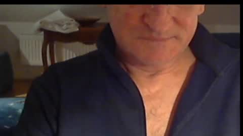 Snapshot of wuki123 chatting on 02.06.25 Wuki online show from 02.06.25