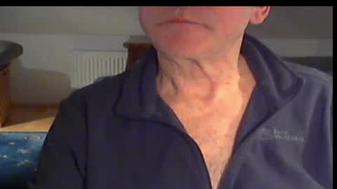 Snapshot of wuki123 chatting on 02.20.25 Wuki online show from 02.20.25