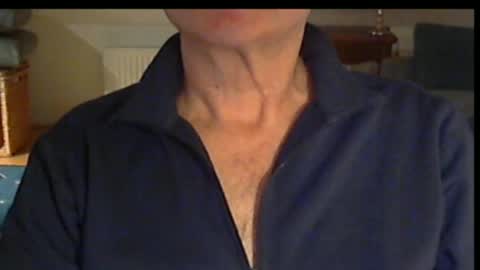 Snapshot of wuki123 chatting on 11.11.25 Wuki online show from 11.11.25