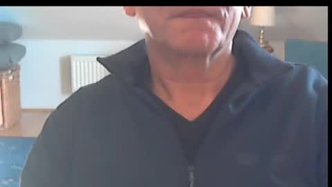 Snapshot of wuki123 chatting on 11.12.25 Wuki online show from 11.12.25