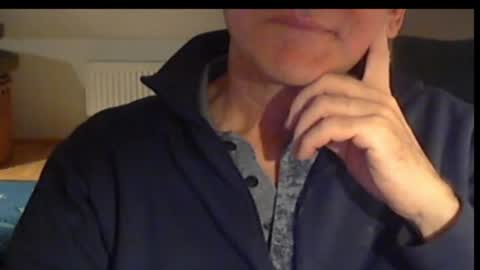 Snapshot of wuki123 chatting on 11.22.25 Wuki online show from 11.22.25