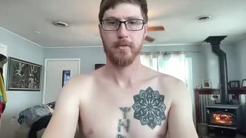 Snapshot of wuthole chatting on 02.12.25 wuthole online show from 02.12.25