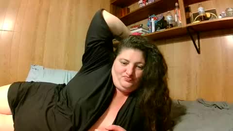 WV Couple online show from 04.18.26