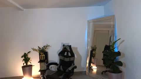 Snapshot of wyatt_rose chatting on 10.01.25 wyatt online show from 10.01.25