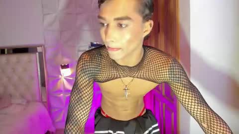 Snapshot of wyatt_rose chatting on 11.30.25 wyatt online show from 11.30.25