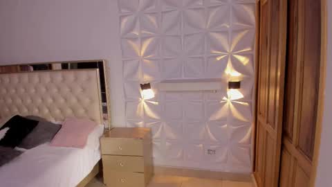 wyatt online show from 12.18.25