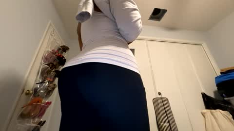 Snapshot of wynterheat chatting on 01.16.25 Wynter Heat online show from 01.16.25