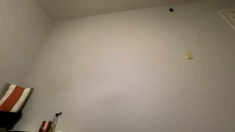 Snapshot of wynterheat chatting on 01.21.25 Wynter Heat online show from 01.21.25