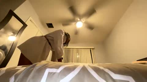 Snapshot of wynterheat chatting on 02.20.25 Wynter Heat online show from 02.20.25