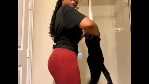 Snapshot of wynterheat chatting on 01.10.26 Wynter Heat online show from 01.10.26