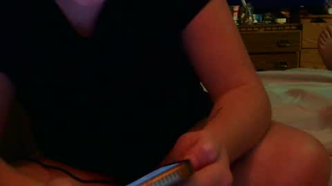 Snapshot of x2kayx2 chatting on 10.18.25 x2kayx2 online show from 10.18.25