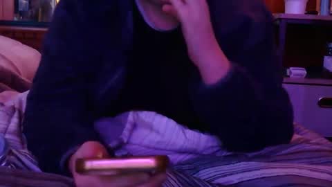 Snapshot of x2kayx2 chatting on 10.25.25 x2kayx2 online show from 10.25.25