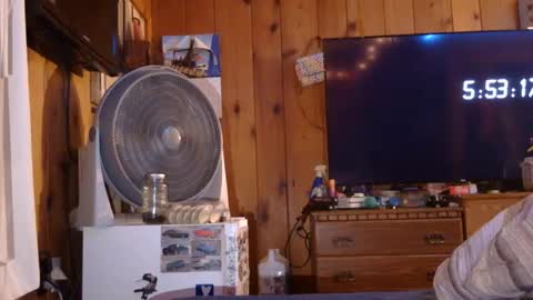 Snapshot of x2kayx2 chatting on 11.10.25 x2kayx2 online show from 11.10.25