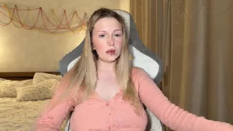 Snapshot of x__ivy_x chatting on 01.08.26 eva online show from 01.08.26