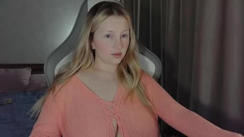 Snapshot of x__ivy_x chatting on 02.25.26 eva online show from 02.25.26