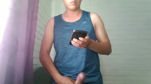 Snapshot of x_andrescam chatting on 03.04.25 x_andrescam online show from 03.04.25