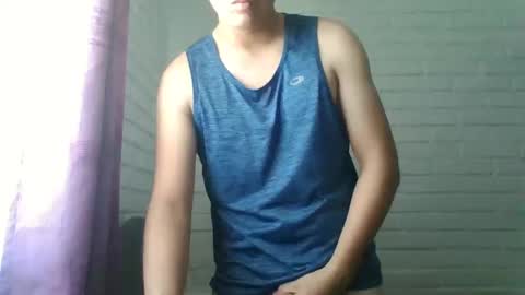 Snapshot of x_andrescam chatting on 03.10.25 x_andrescam online show from 03.10.25