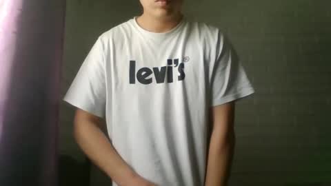 Snapshot of x_andrescam chatting on 09.20.25 x_andrescam online show from 09.20.25