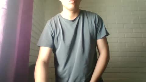 Snapshot of x_andrescam chatting on 10.08.25 x_andrescam online show from 10.08.25