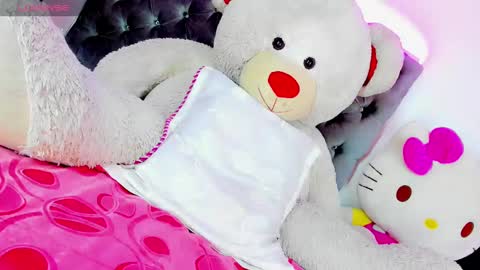 Snapshot of x_indomitable1 chatting on 02.28.25 Maria Juliana online show from 02.28.25