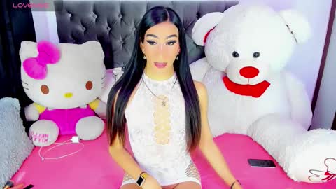 Snapshot of x_indomitable1 chatting on 10.30.25 Maria Juliana online show from 10.30.25