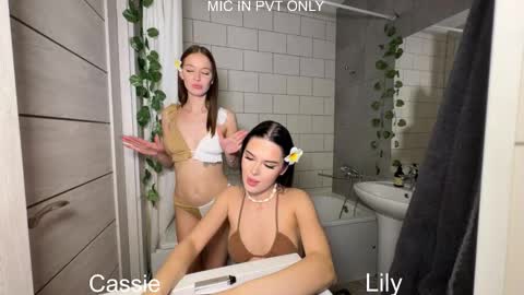 wiwi clap clap cat baby girl online show from 12.16.25