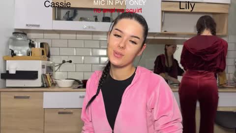 wiwi clap clap cat baby girl online show from 01.13.26